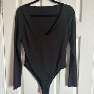 Elegant Black Long Sleeve Bodysuit